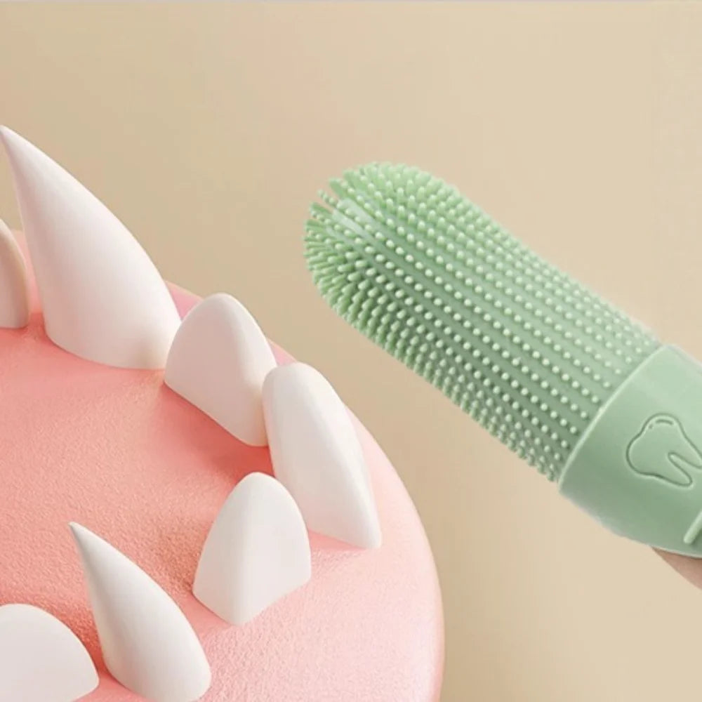 Silicone Finger Toothbrush for Pets: Food-Grade Dental Care Glove for Pets, Soft Bristles for Teeth Cleaning and Gum Massage